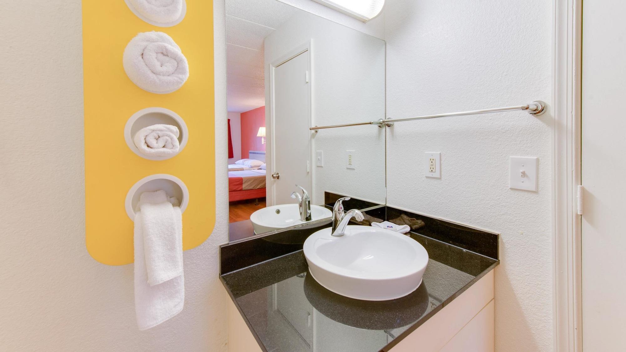 Motel 6-Norfolk, Va エクステリア 写真