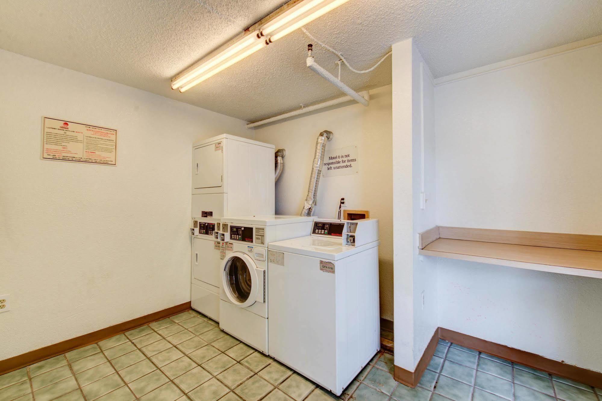 Motel 6-Norfolk, Va エクステリア 写真