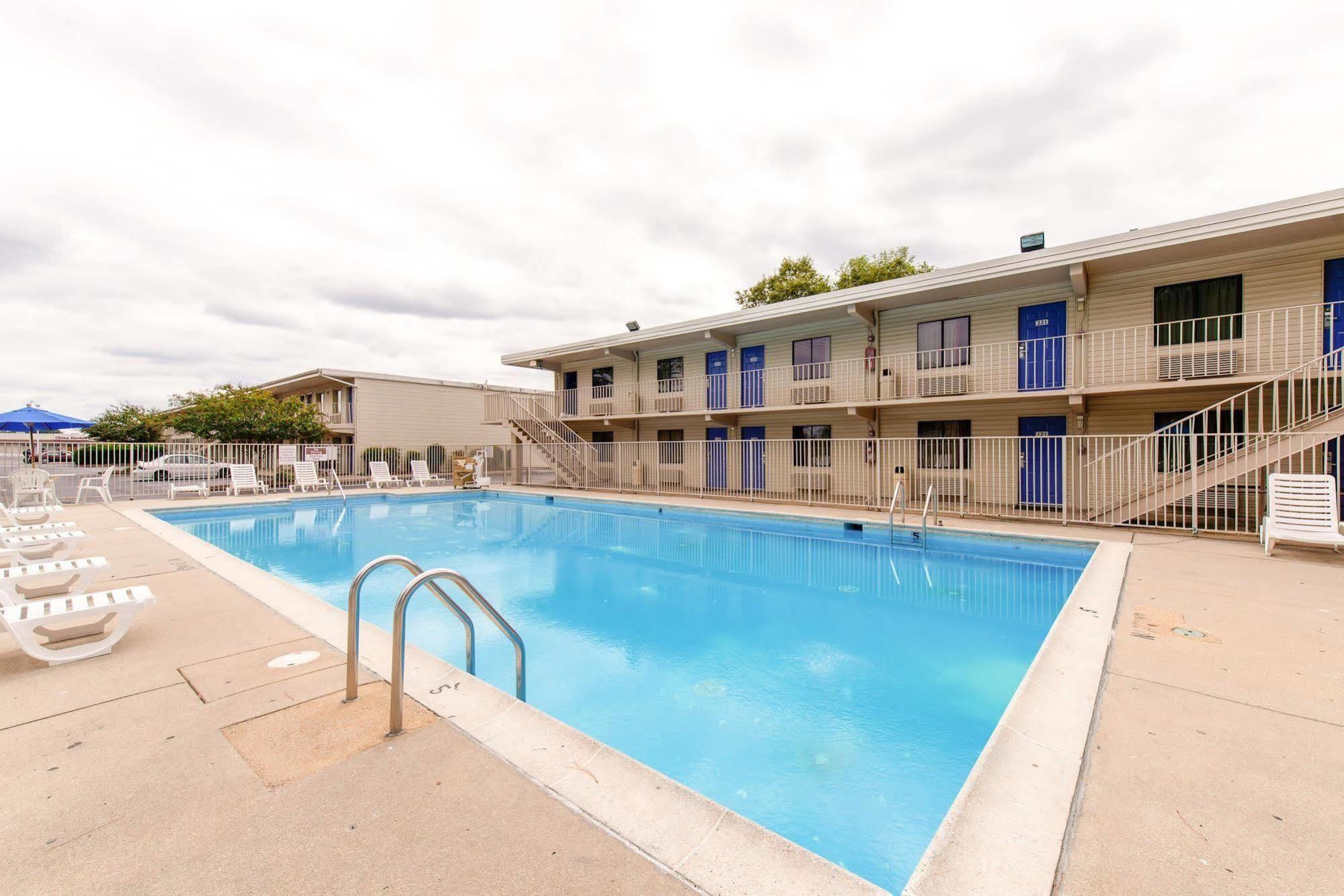 Motel 6-Norfolk, Va エクステリア 写真